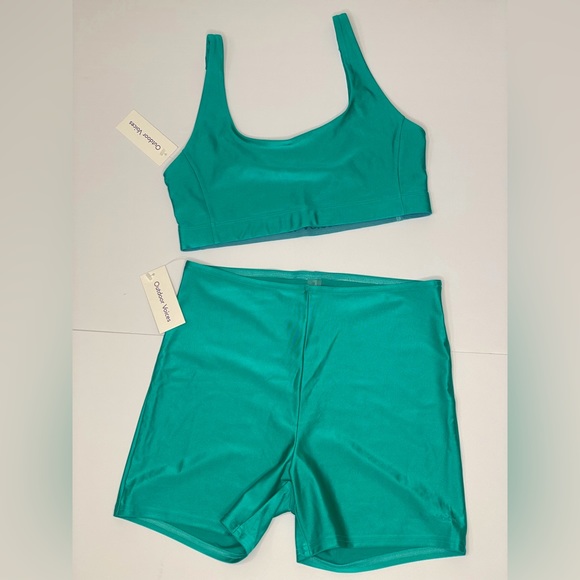 Outdoor voices workout set. - Picture 1 of 2